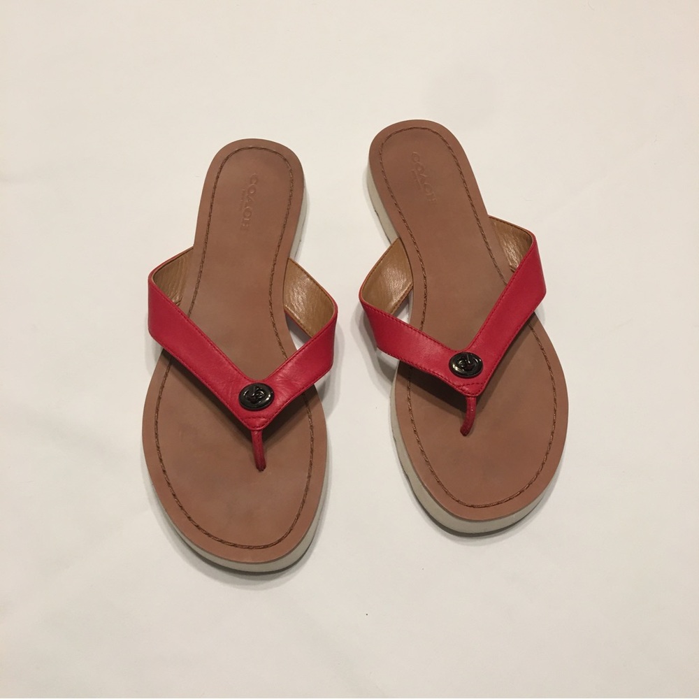 Coach Shelly Leather Flip Flop Sandals Size 7.5